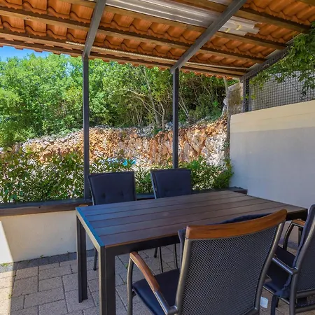 Apartment Pupic Dramalj