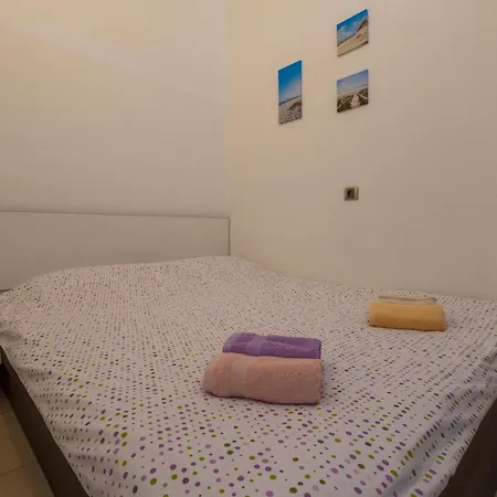 Pupic Apartment *